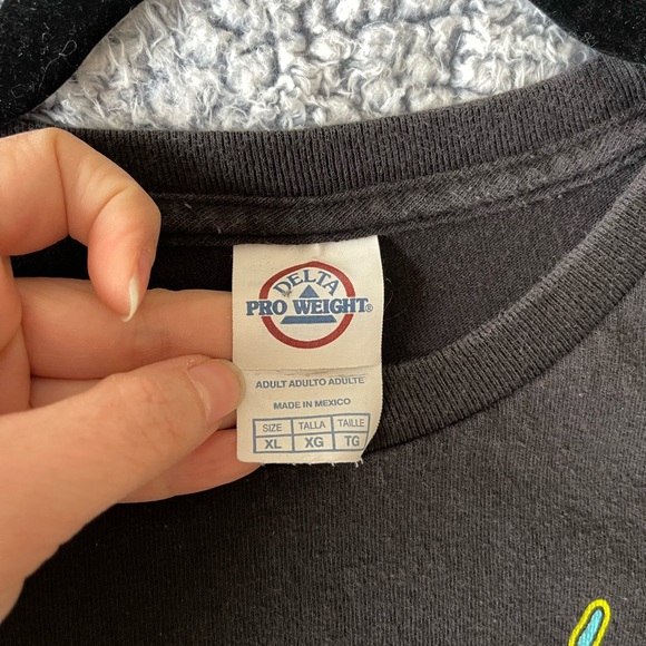 2021 Delta Rick and Morty Spaceship Graphic Black Tee Shirt X-Large [ADULT SWIM] - Picture 4 of 4